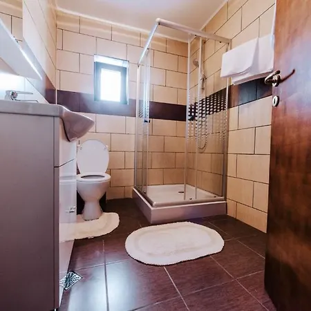 Hotel Alex 3*